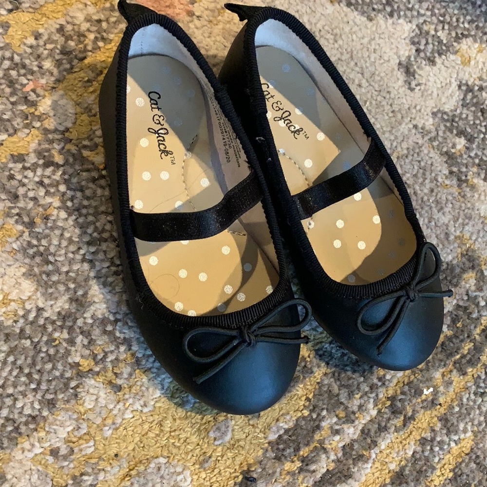New Black flats toddler 4/$20